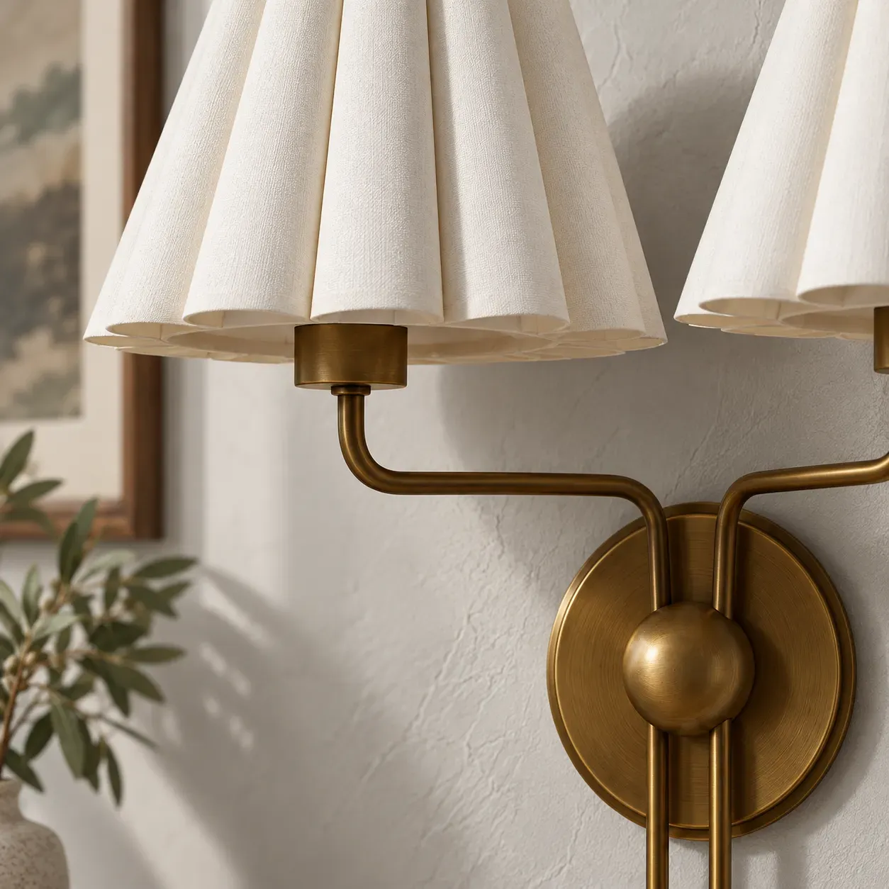 Dovedale Pleated Sconce — photograph 3