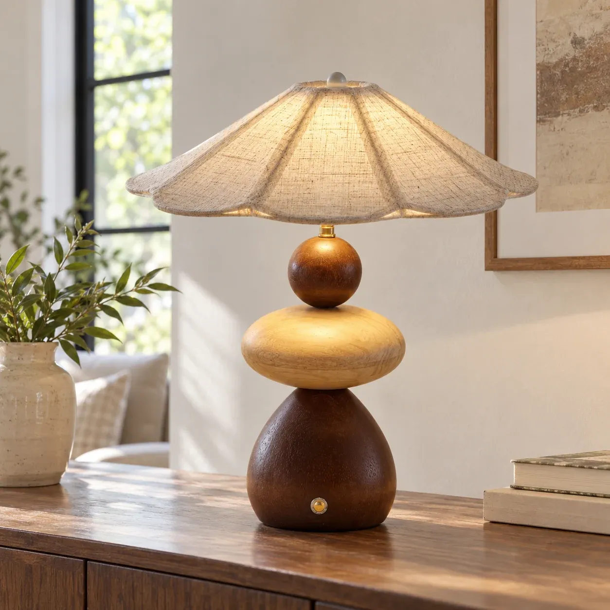 Caius Wood Lamp — photograph 1